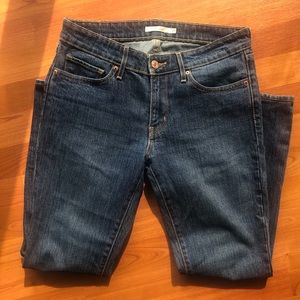 Levi’s 711 Skinny Jeans size 27 - 99% cotton